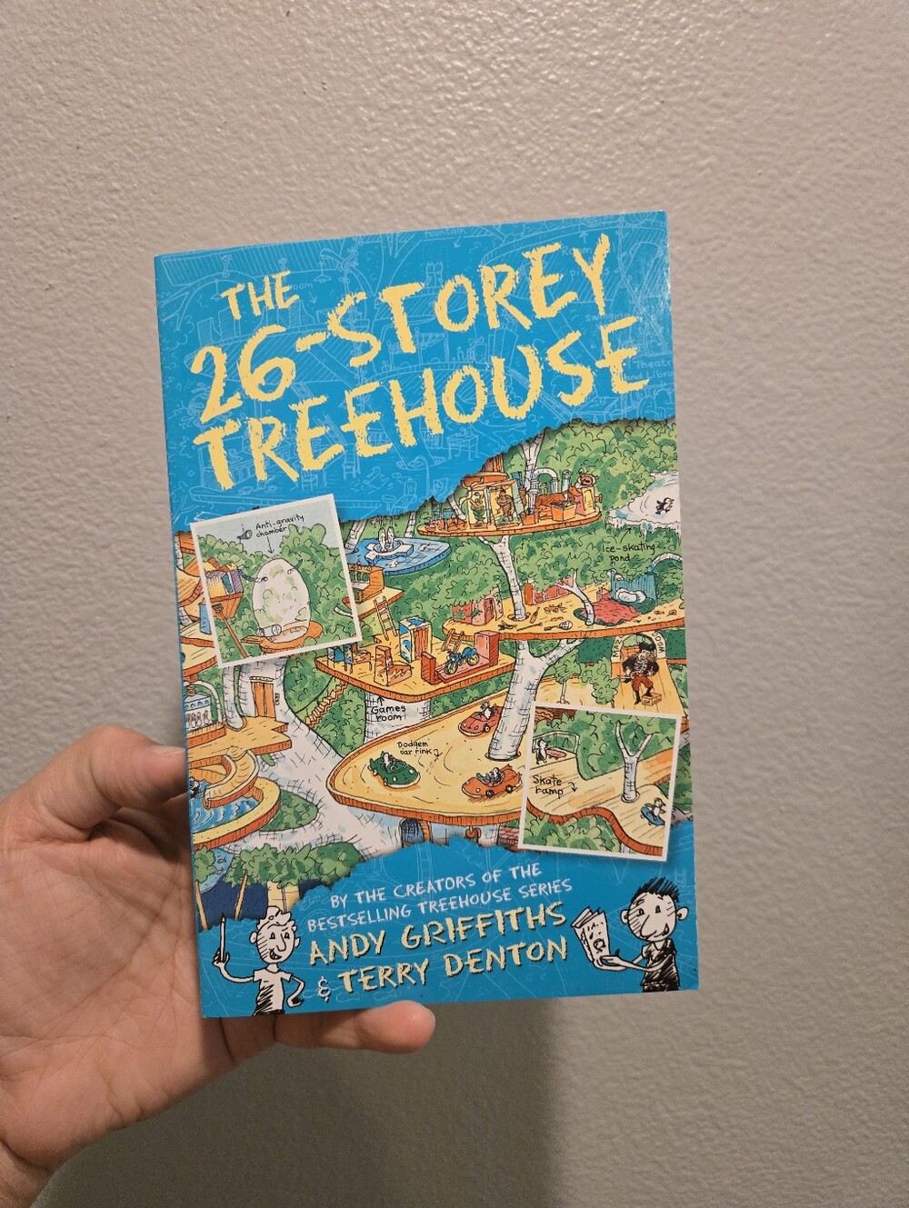 The 26-Storey Treehouse Paperback Book - Blue